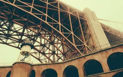 How to Spot a Fake Finance Influencer